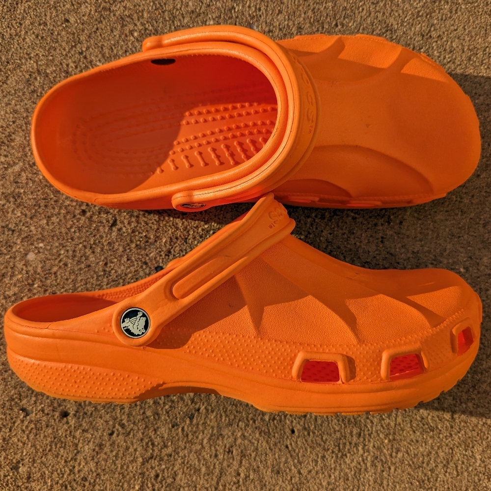 Crocs